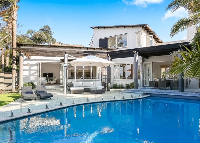  at 2 Clifton Road, Hauraki, North Shore City, Auckland