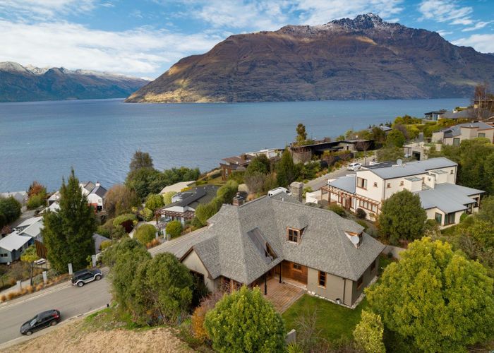  at 8 Aspen Grove, Fernhill, Queenstown