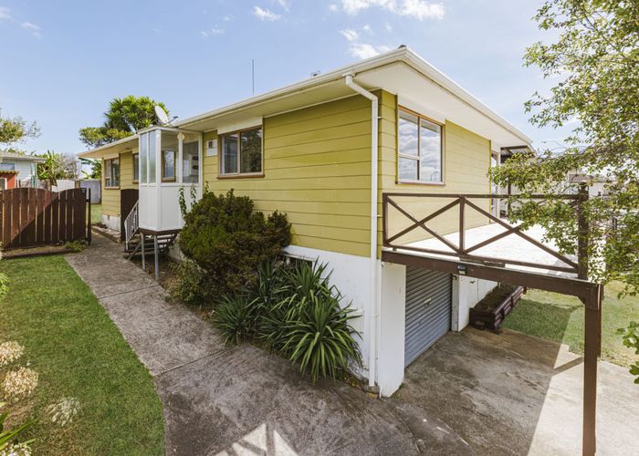  at 7 Maytime Street, Clover Park, Auckland