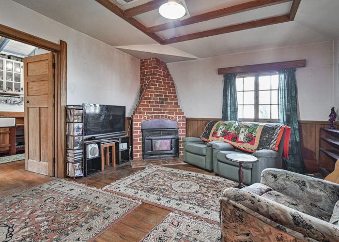  at 709 Queen Street West, Saint Leonards, Hastings, Hawke's Bay