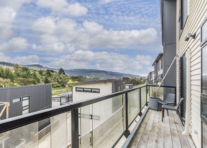  at 15 Ara Patukawenga, Tawa, Wellington