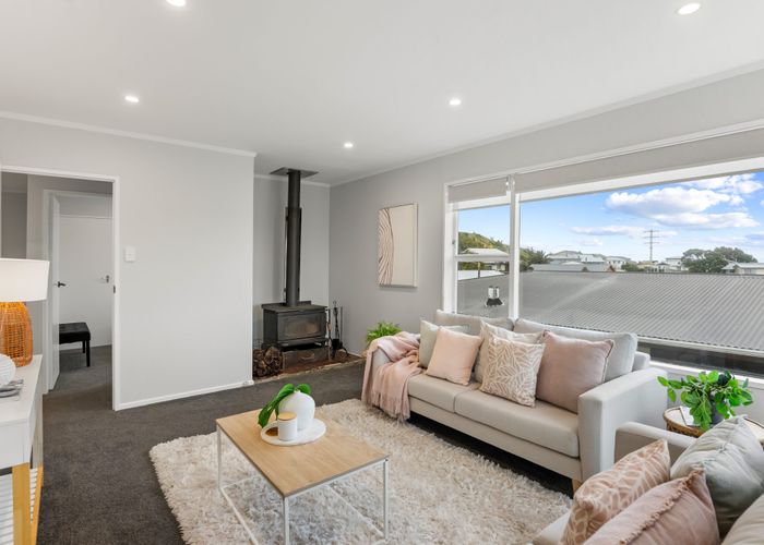  at 32 Edgecombe Street, Newlands, Wellington, Wellington