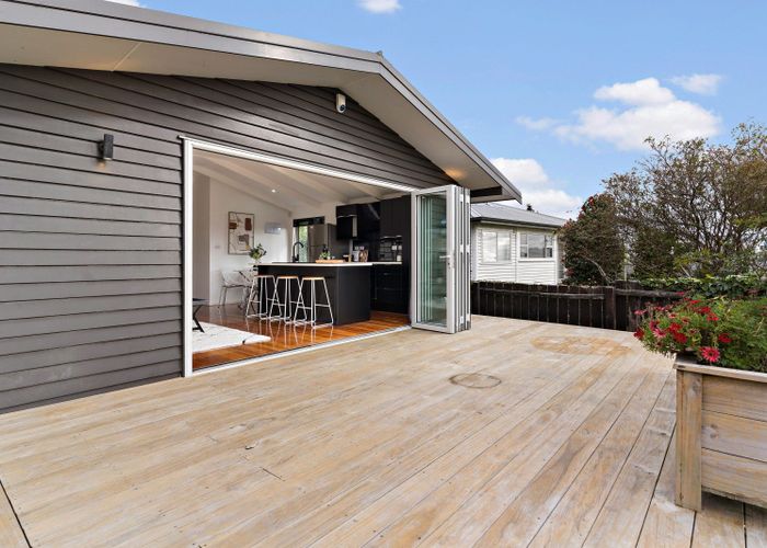  at 1/6 Mcleod Road, Weymouth, Manukau City, Auckland