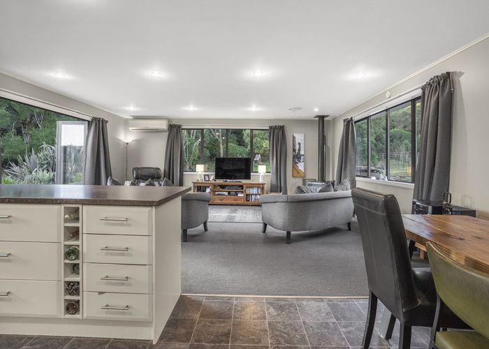  at 37 Pencarrow Crescent, Wainuiomata, Lower Hutt