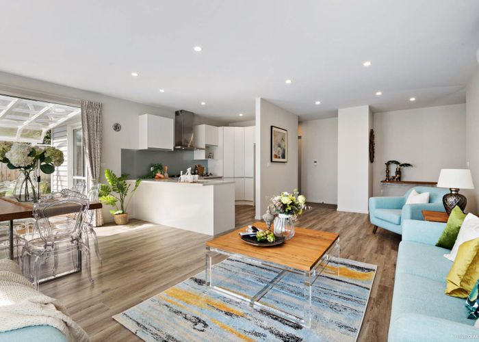  at 27A Camrose Place, Glenfield, Auckland