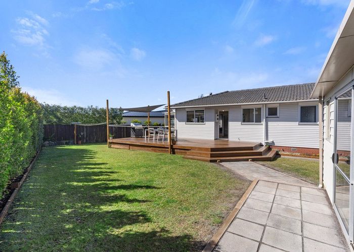 at 13 Chesley Place, Half Moon Bay, Auckland