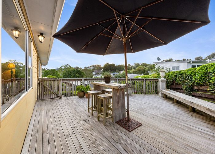  at 7 Glenbervie Crescent, Massey, Waitakere City, Auckland