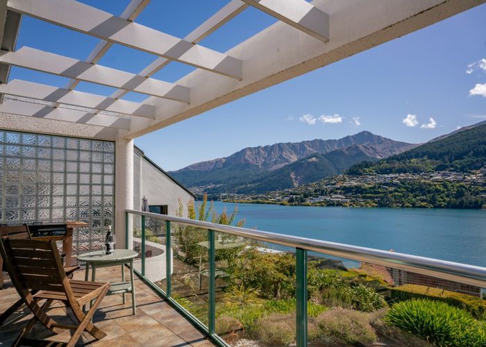  at 415 Peninsula Road, Kelvin Heights, Queenstown