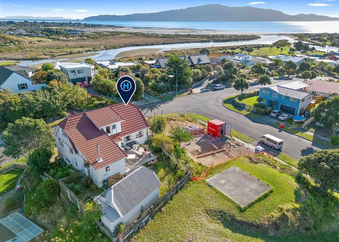  at 151 Weggery Drive, Waikanae Beach, Waikanae