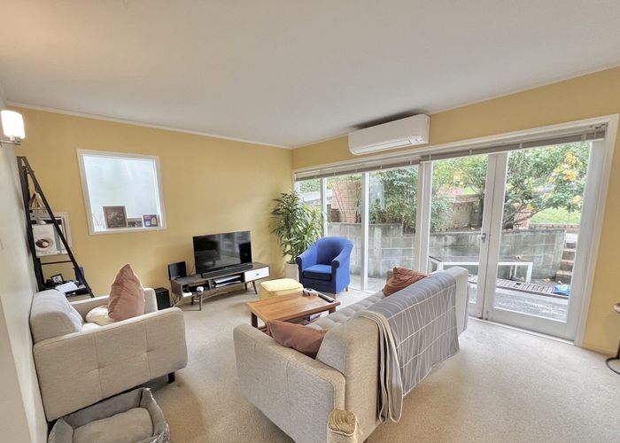  at 1/47 Watling Street, Mount Eden, Auckland