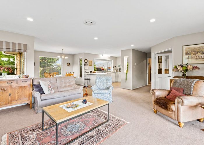  at 27 Robinia Place, Wigram, Christchurch
