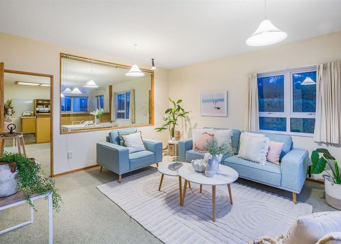  at 13 Sunset Parade, Plimmerton, Porirua