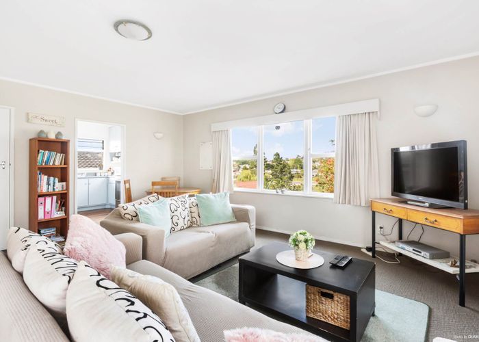  at 34B Bel Air Drive, Hillsborough, Auckland