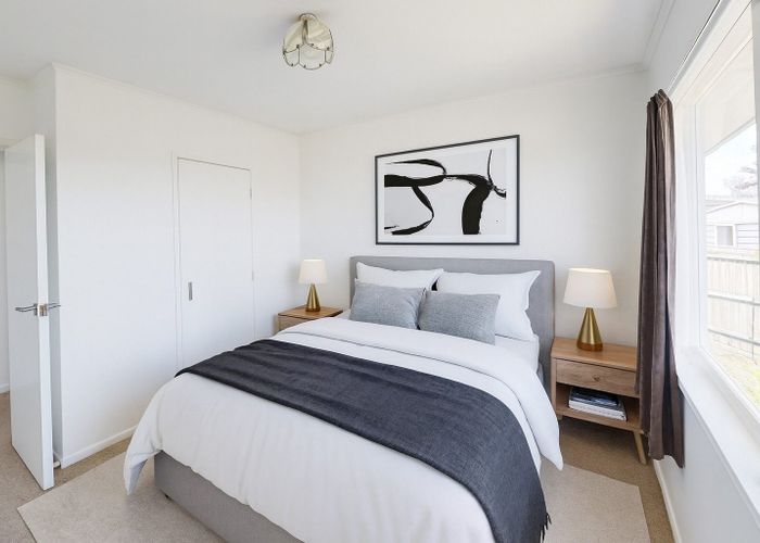  at 80 Chichester Drive, Rosehill, Papakura