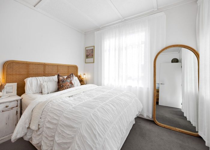  at 21 High Street West, Waitara