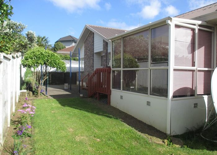  at 17 Prospect Place, Western Heights, Hamilton