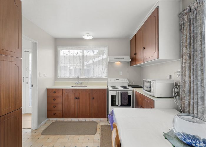  at 1/26 Greenock Street, Redwood, Christchurch City, Canterbury