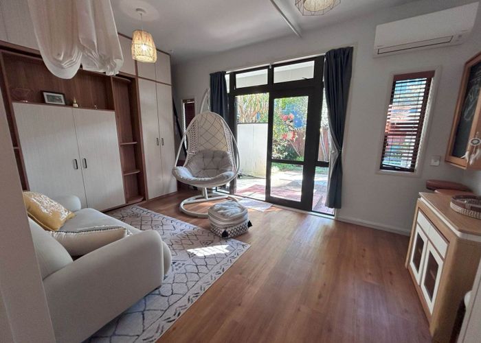  at 81/92 Bush Road, Albany, North Shore City, Auckland