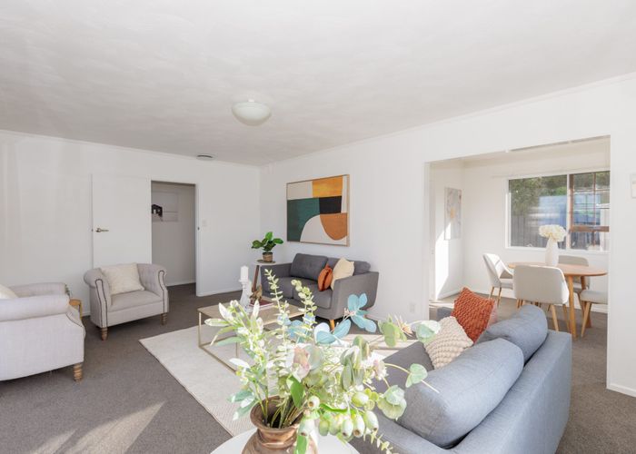  at 15 Somes Crescent, Newlands, Wellington, Wellington
