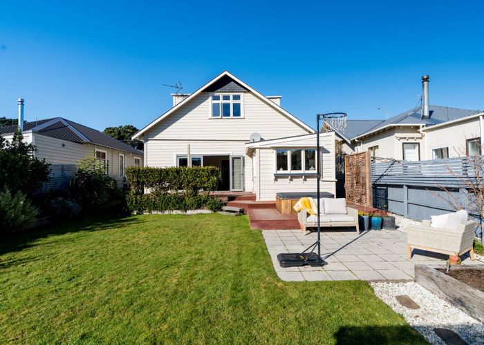  at 180 Victoria Road, Saint Clair, Dunedin, Otago