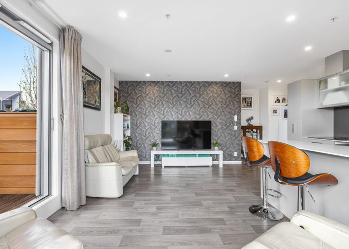  at 102A/160 Hobsonville Point Road, Hobsonville, Waitakere City, Auckland