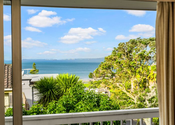  at 26 Masterton Road, Rothesay Bay, Auckland