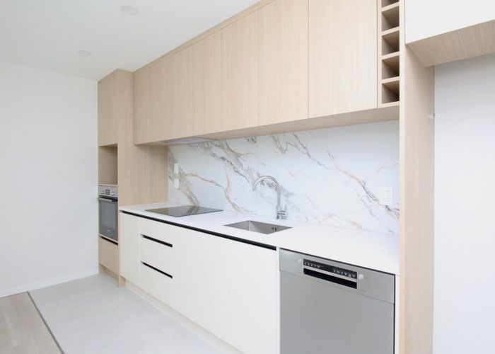  at 7D Spears Place, Botany Downs, Manukau City, Auckland