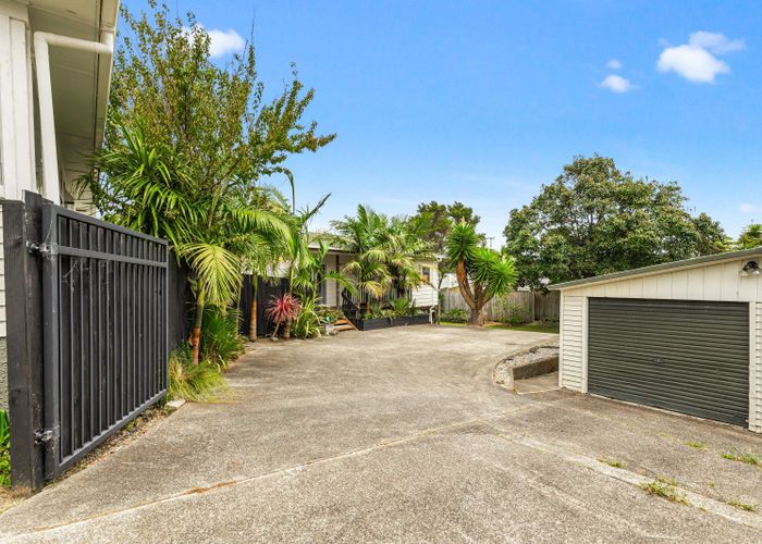  at 25 Roseneath Place, Birkdale, North Shore City, Auckland