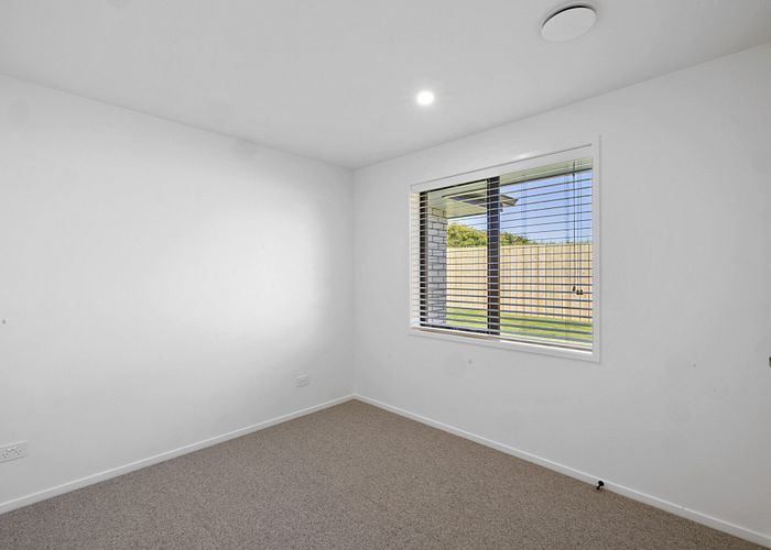  at 21c Portland Drive, Highlands Park, New Plymouth, Taranaki