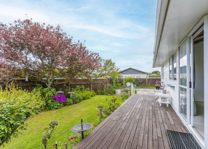  at 15A Rauparaha Street, Waikanae Beach, Waikanae