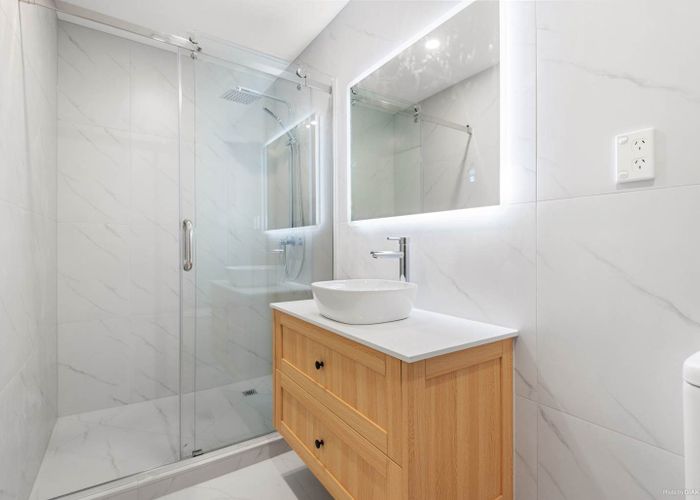  at 55E Redwood Drive, Massey, Waitakere City, Auckland