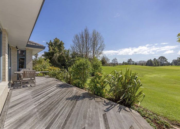  at 2/41 West Fairway, Golflands, Manukau City, Auckland