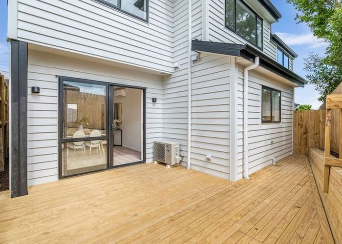  at 49B Vera Road, Te Atatu South, Waitakere City, Auckland