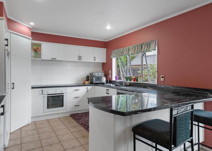  at 325A Royal Road, Massey, Waitakere City, Auckland