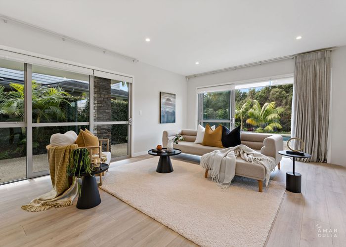  at 284E Schnapper Rock Road, Albany, North Shore City, Auckland