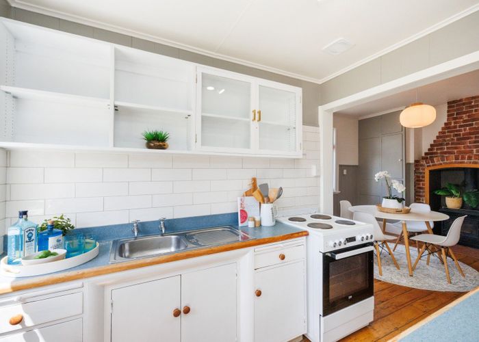 at 421 Ruahine Street, Terrace End, Palmerston North