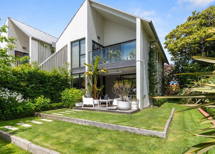  at 2 Park Terrace, City Centre, Christchurch City, Canterbury