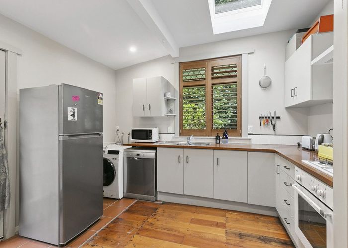  at 28 Brixham Way, Newtown, Wellington, Wellington