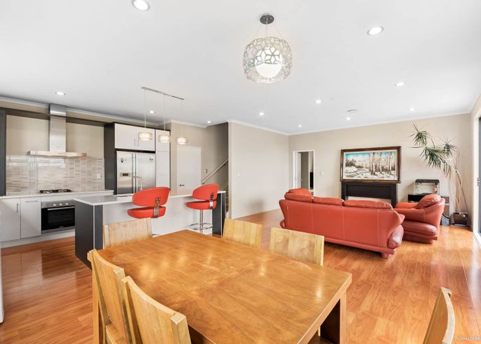  at 23 Namsan Close, Fairview Heights, Auckland