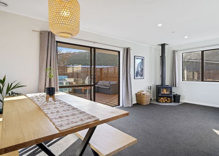  at 9 Laredo Grove, Totara Park, Upper Hutt, Wellington
