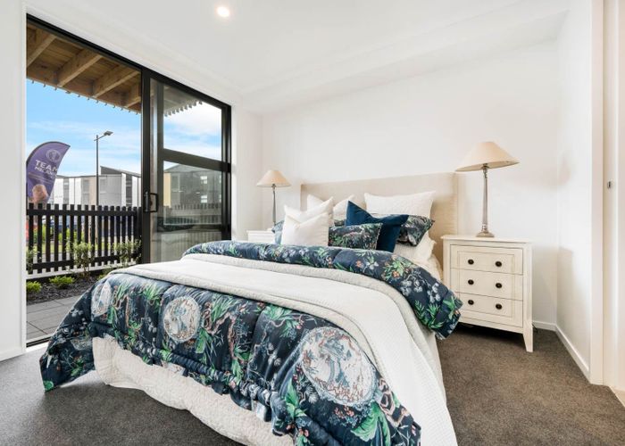  at 19 Henry Maxwell Way, Flat Bush, Manukau City, Auckland