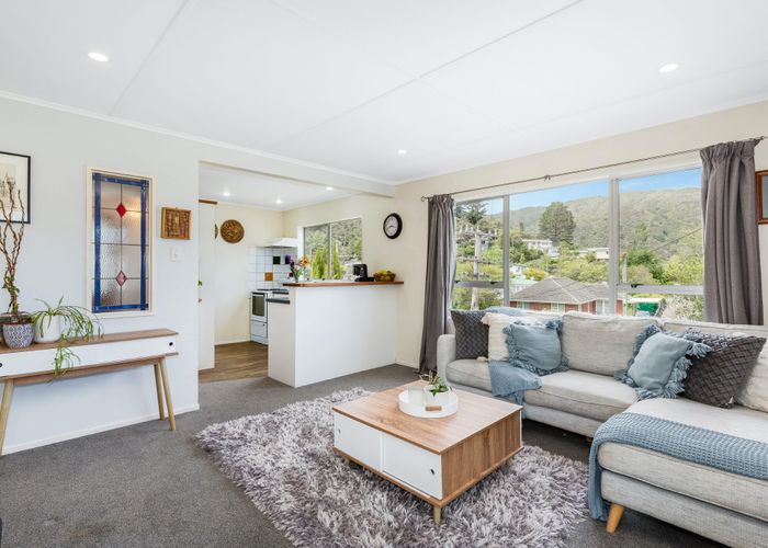  at 1/9 LOWRY CRES, Stokes Valley, Lower Hutt