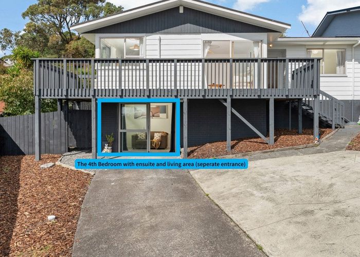  at 2/1 Cantina Avenue, Bayview, Auckland