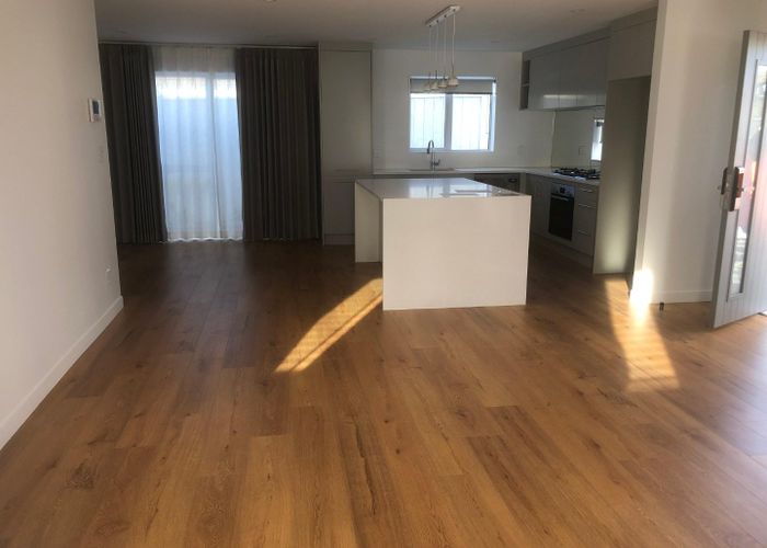  at 39a Waiohua Road, Greenlane, Auckland City, Auckland