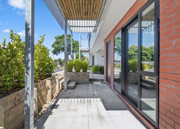  at 2/5 Dyer Street, Whitiora, Hamilton, Waikato