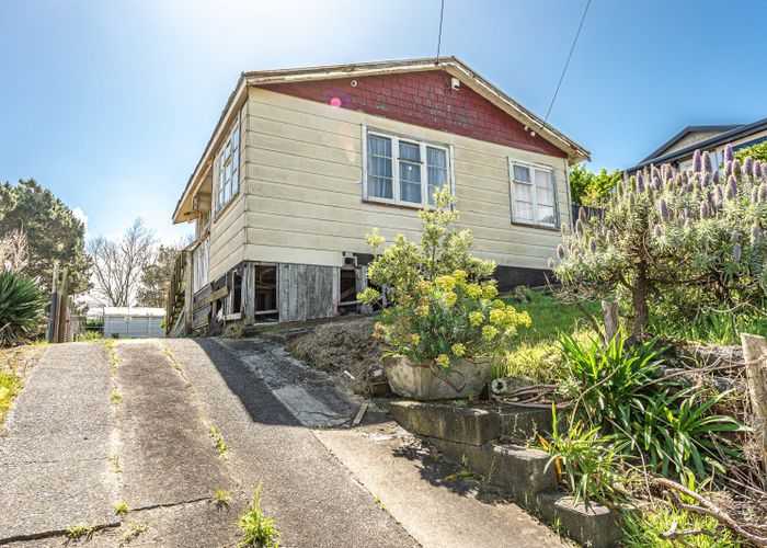  at 25 Manuka Street, Castlecliff, Whanganui