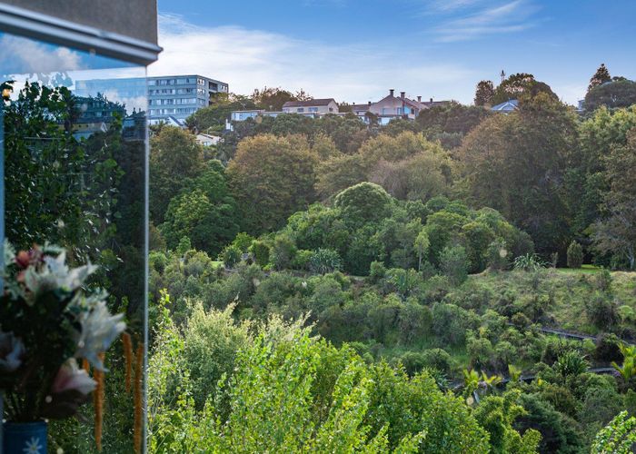  at 142 Bassett Road, Remuera, Auckland City, Auckland