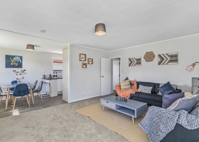  at 10 Misty Place, Papatoetoe, Auckland