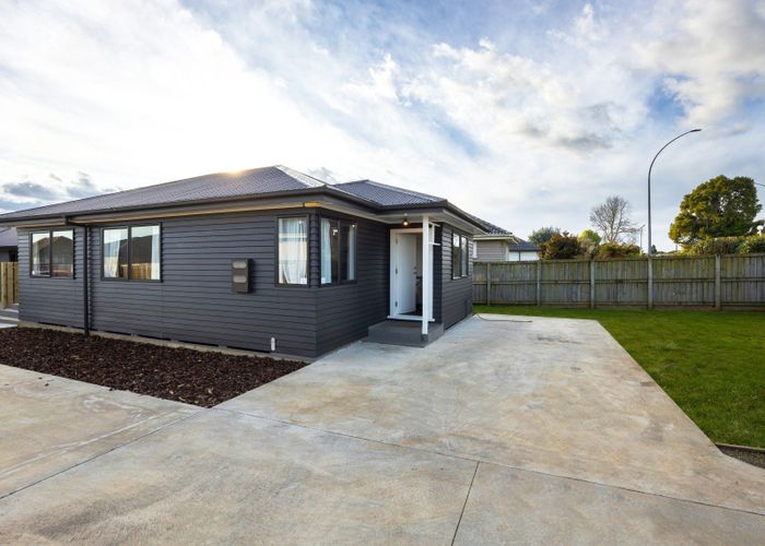  at 401A Peachgrove Road, Fairfield, Hamilton