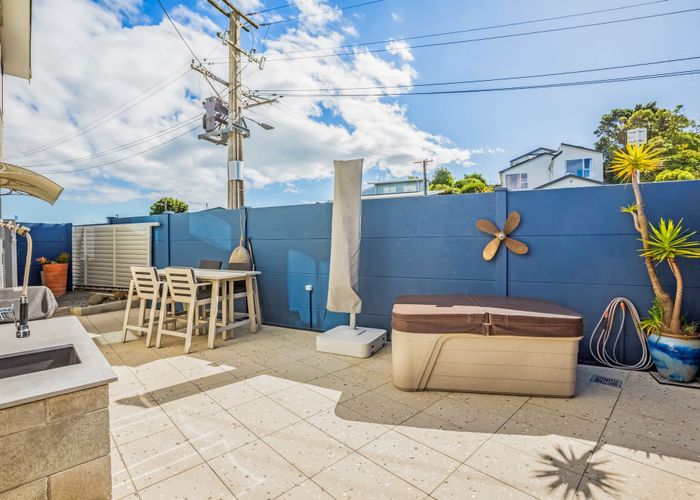  at 5 Beach Road, Plimmerton, Porirua, Wellington